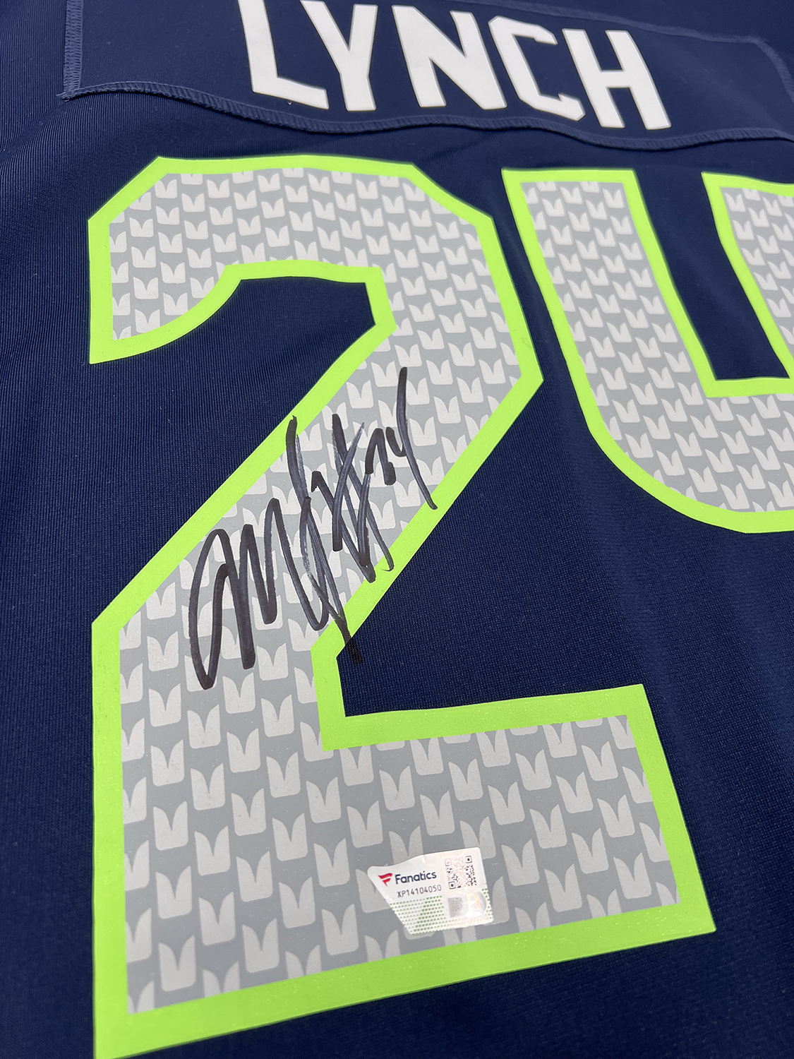 Marshawn Lynch Seattle Seahawks #24 Autographed Nike Custom Game Jersey (Navy, Size XXL) Close-up