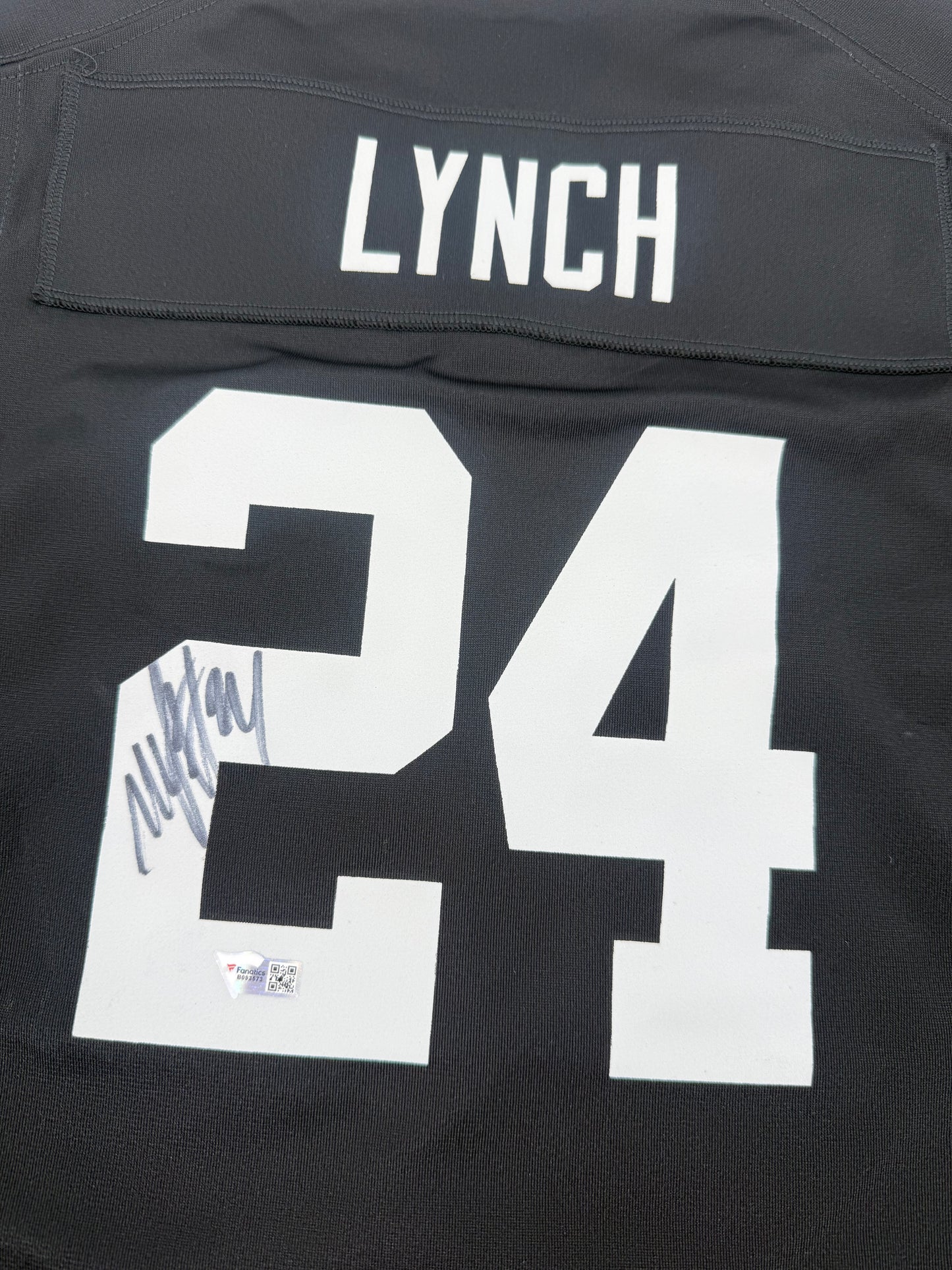 Marshawn Lynch Raiders #24 Autographed Nike Game Jersey (Women’s)