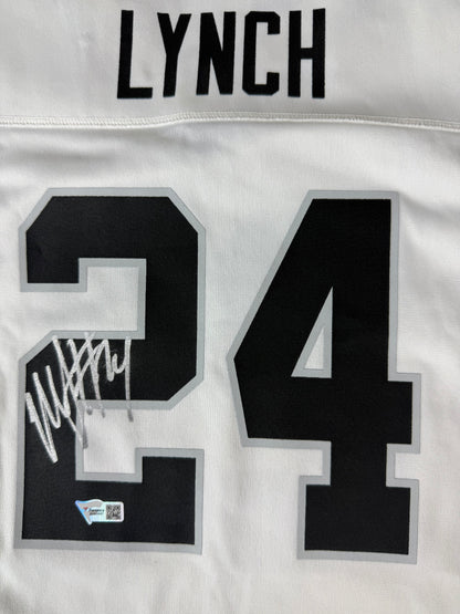 Marshawn Lynch Raiders #24 Autographed Nike White Game Jersey (Women’s) Closeup