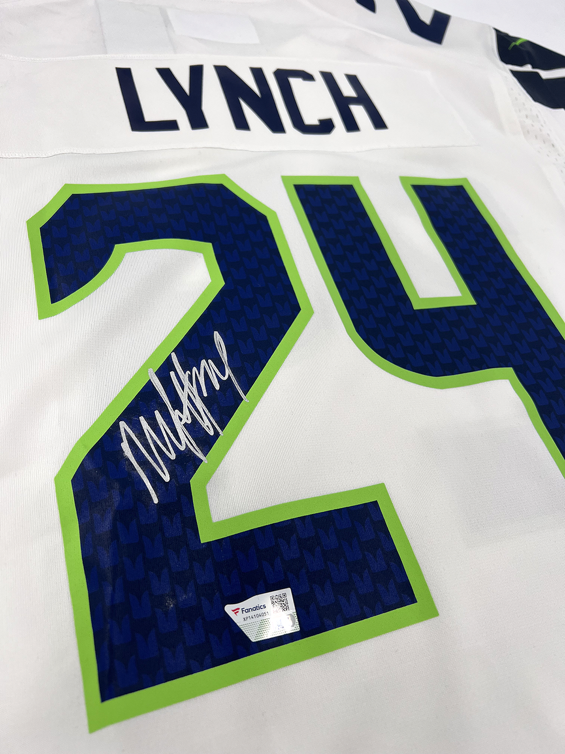 Marshawn Lynch Seattle Seahawks #24 Autographed Nike Custom Game Jersey White, Close-up